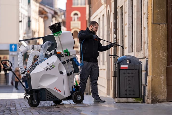 Aria 120 Super tapijtreiniging